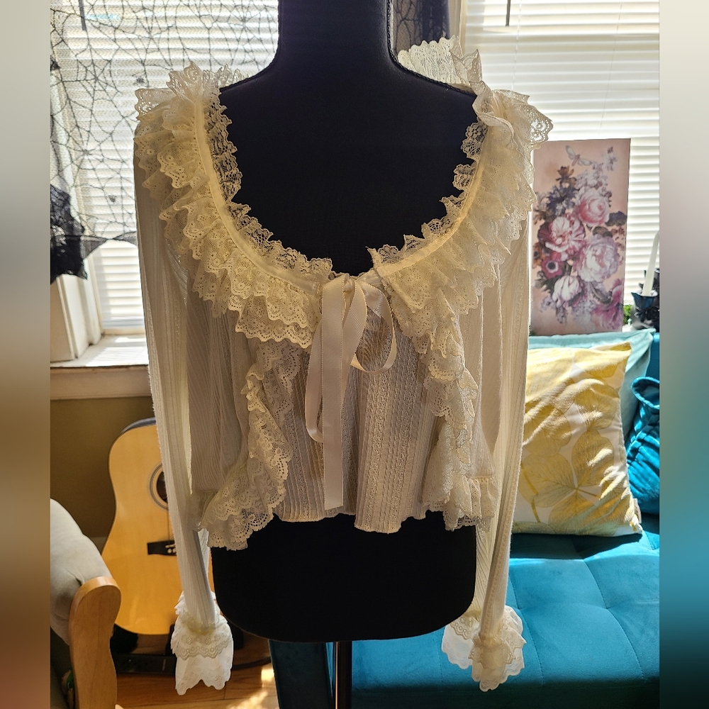 Dolls Kill Ruffle Lace Top Cami And Shrug (1X)